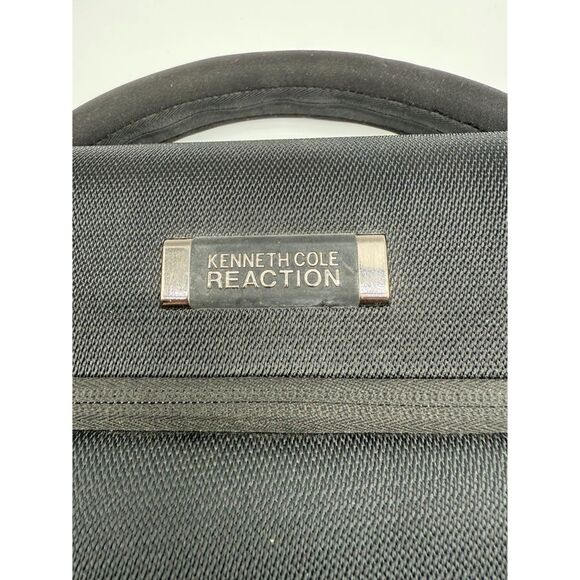 KENNETH COLE REACTION, BLACK MESSENGER/LAPTOP WORK BRIEFCASE BAG - Picture 3 of 15